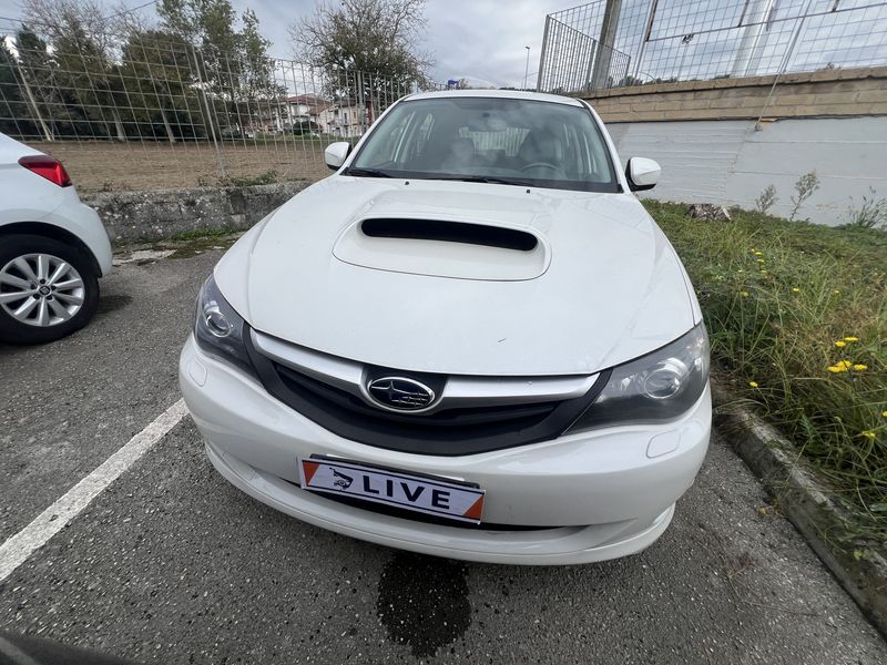 Subaru Impreza 2.0 Diesel Active 4WD — zdjęcie 7