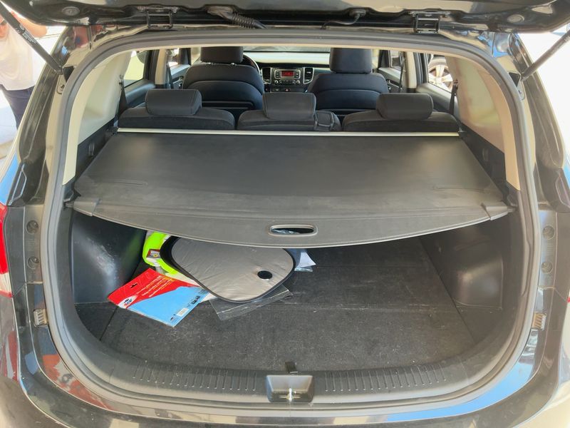Kia Carens 1.7 CRDi Drive — zdjęcie 10