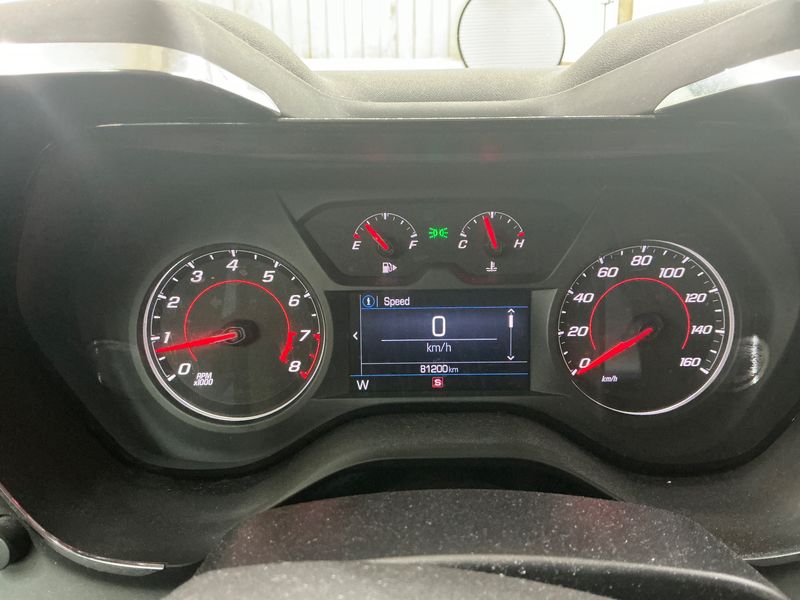 Chevrolet Camaro 6.2 V8 Sport — zdjęcie 13