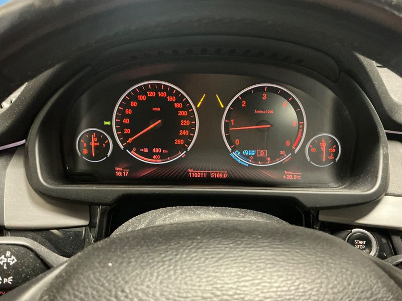 BMW X5 xDrive 30d — zdjęcie 13