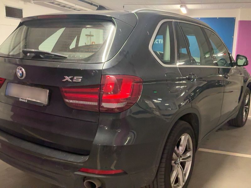 BMW X5 xDrive 30d — zdjęcie 6