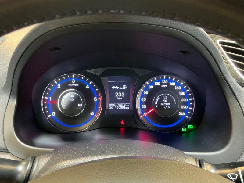 Hyundai i40 1.7 CRDi FIFA World Cup Edition — zdjęcie 13