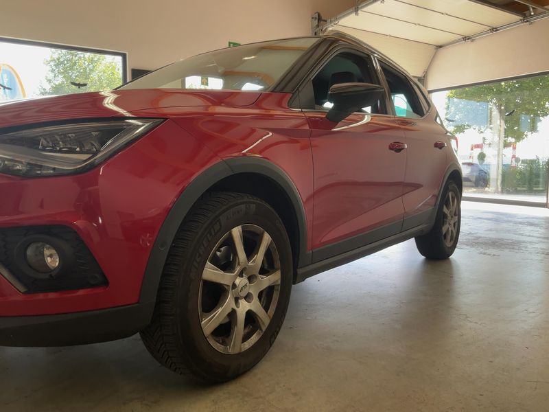 Seat Arona 1.0 TSI FR — zdjęcie 2