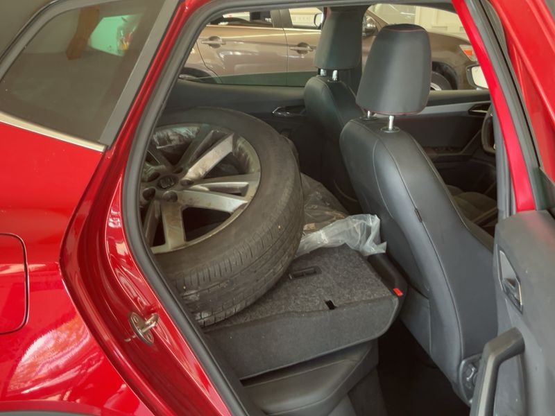 Seat Arona 1.0 TSI FR — zdjęcie 14