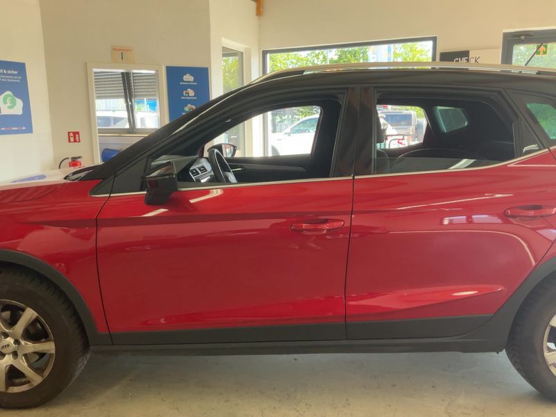 Seat Arona 1.0 TSI FR — zdjęcie 4