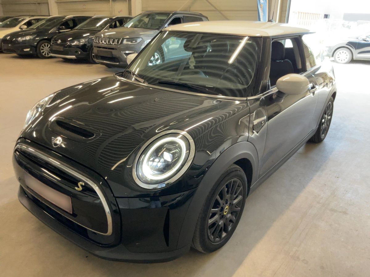 MINI Cooper 2022 — photo 1