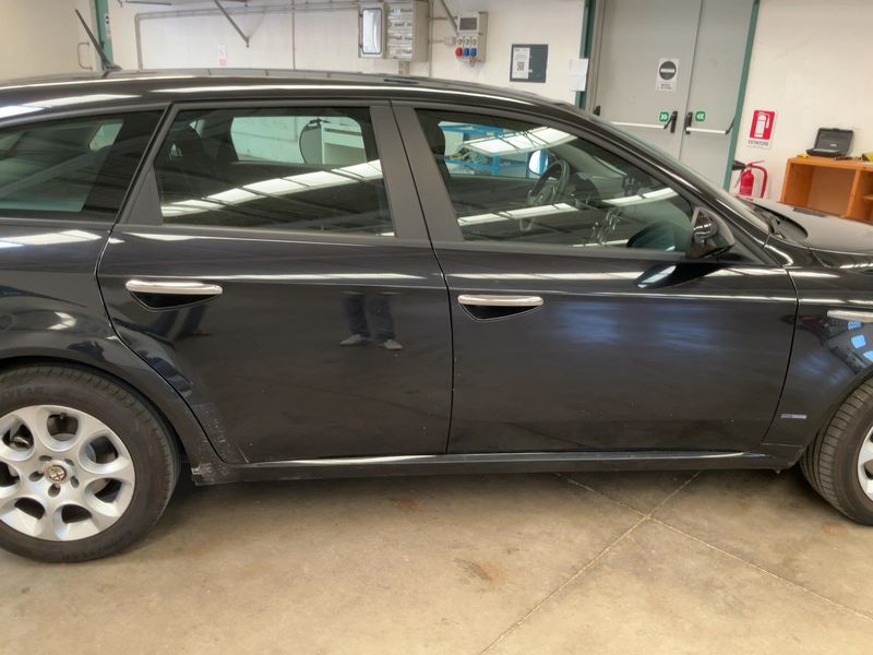 Alfa Romeo Alfa 159 1.8 Medium — zdjęcie 7