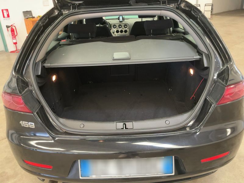 Alfa Romeo Alfa 159 1.8 Medium — zdjęcie 10