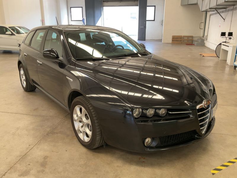 Alfa Romeo Alfa 159 1.8 Medium — zdjęcie 8