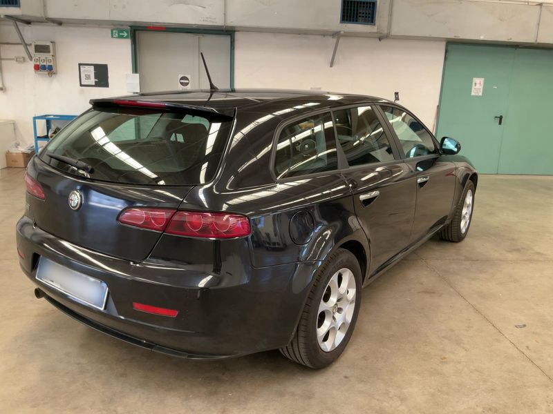 Alfa Romeo Alfa 159 1.8 Medium — zdjęcie 6