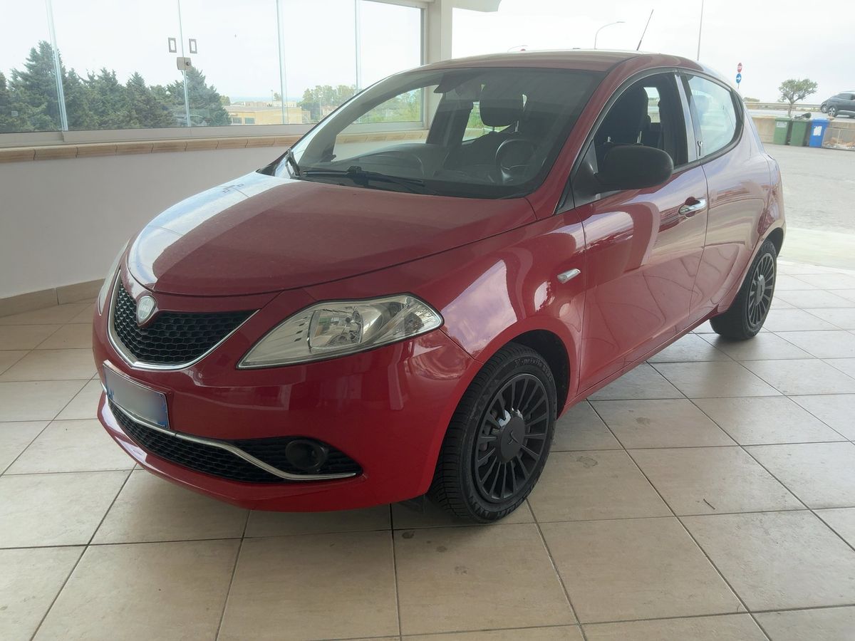 Lancia Ypsilon 2016