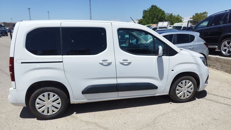 Opel Combo Life 1.5 CDTI Edition — zdjęcie 7