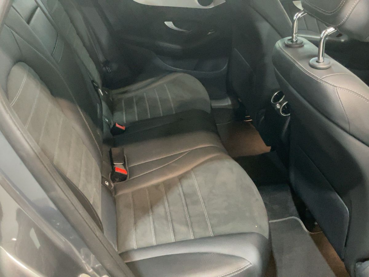 Mercedes-Benz GLC-Klasse GLC 300e 4Matic AMG Line