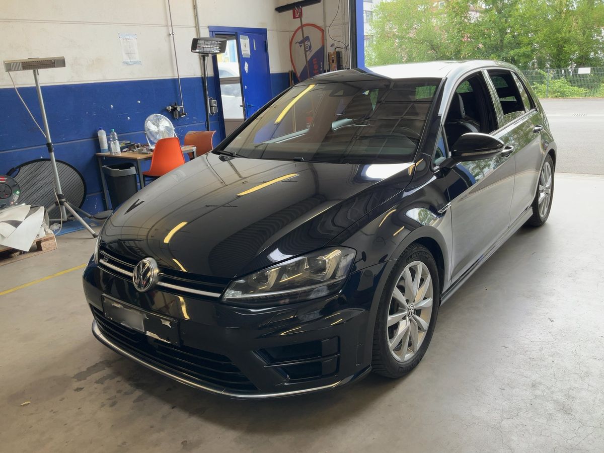 Volkswagen Golf 2015 — photo 1