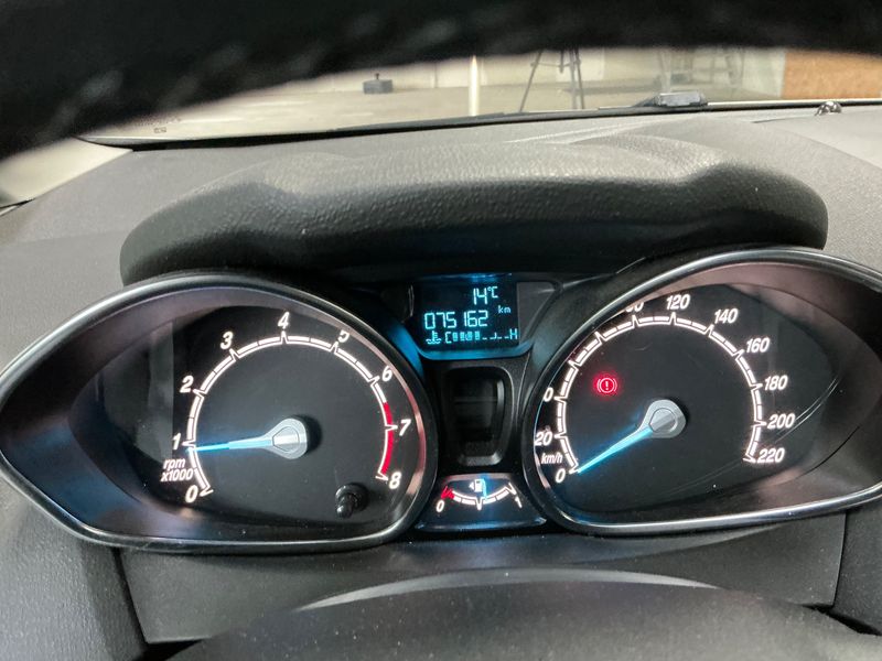 Ford Fiesta 1.0 SYNC Edition — zdjęcie 13