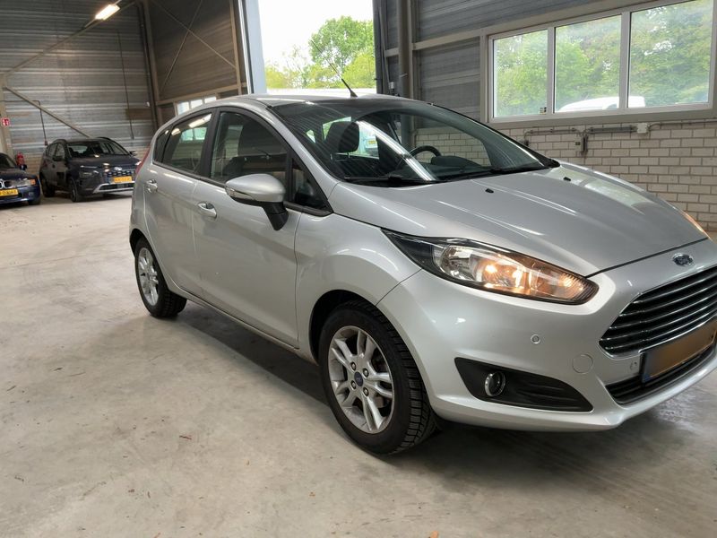 Ford Fiesta 1.0 SYNC Edition — zdjęcie 8