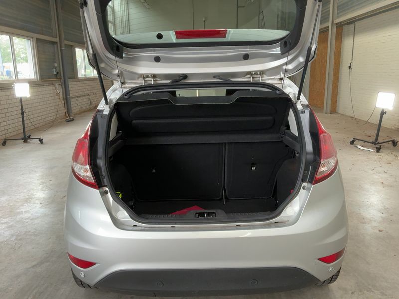Ford Fiesta 1.0 SYNC Edition — zdjęcie 10