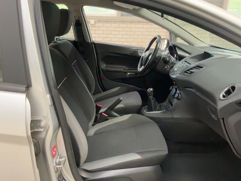 Ford Fiesta 1.0 SYNC Edition — zdjęcie 11