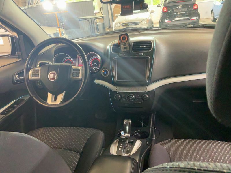Fiat Freemont 2.0 Multijet Urban 4WD 2012 – снимка 18