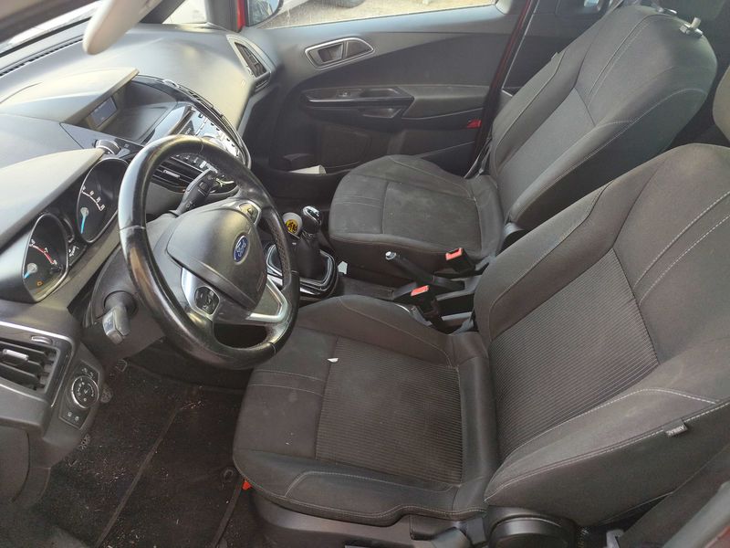 Ford B-Max 1.0 EcoBoost Titanium — zdjęcie 16