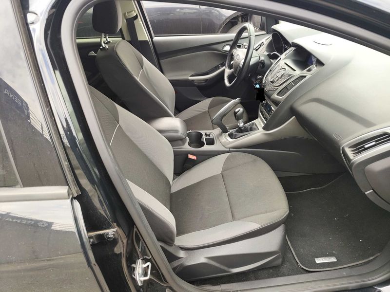 Ford Focus 1.0 EcoBoost Trend — zdjęcie 10
