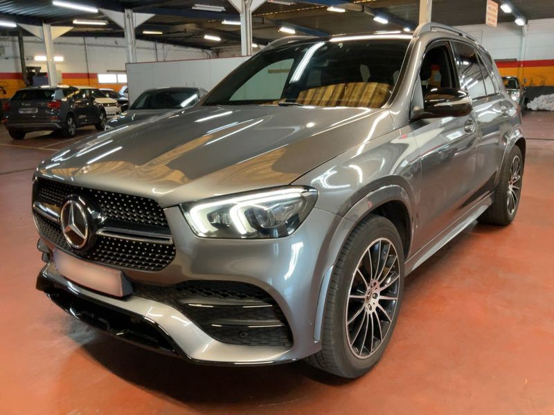 Mercedes-Benz GLE-Klasse GLE 300 d 4Matic AMG Line — zdjęcie 2