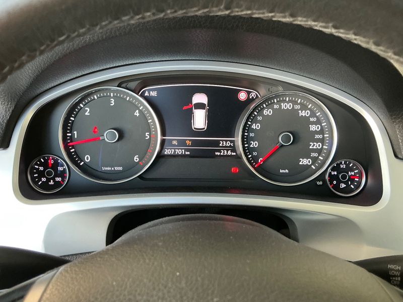 Volkswagen Touareg 3.0 V6 TDI BlueMotion Tech — zdjęcie 13