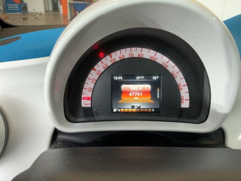 Smart fortwo 1.0 Proxy — zdjęcie 13