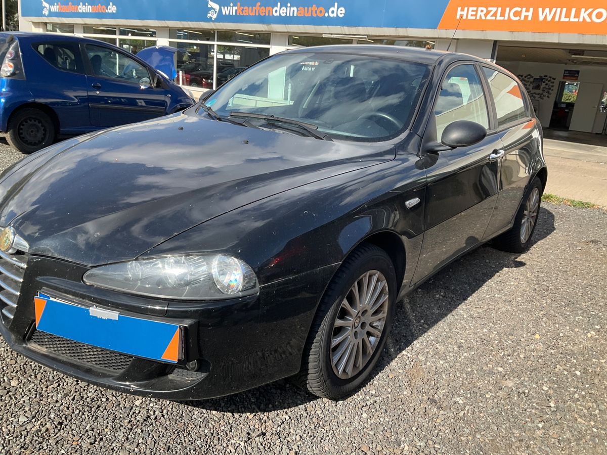 Alfa Romeo Alfa 147 1.9 JTD M-Jet Distinctive