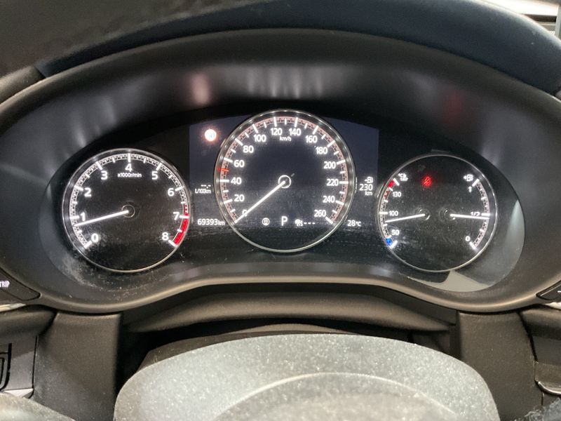 Mazda CX-30 2.0 Skyactiv-G Mild-Hybrid Selection 2WD — zdjęcie 13
