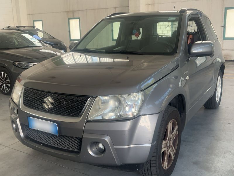 Suzuki Grand Vitara 1.9 DDiS 3 portes