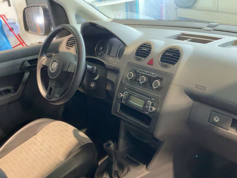 Volkswagen Caddy 1.6 TDI Kasten 2011 – снимка 17
