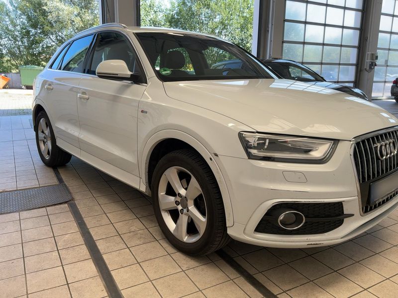 Audi Q3 2.0 TDI — zdjęcie 8