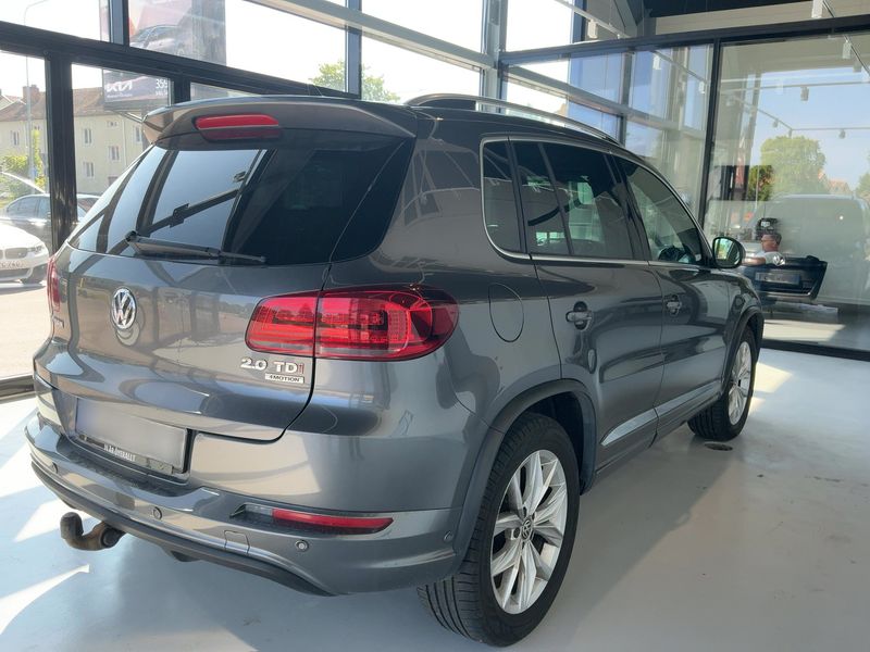 Volkswagen Tiguan 2.0 TDI Sport & Style 4Motion BlueMotion Tech 2015 – снимка 8
