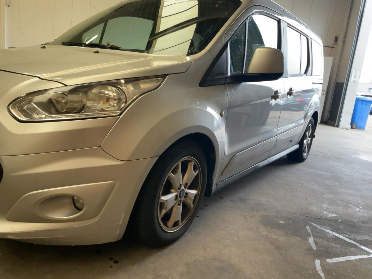 Ford Grand d'occasion