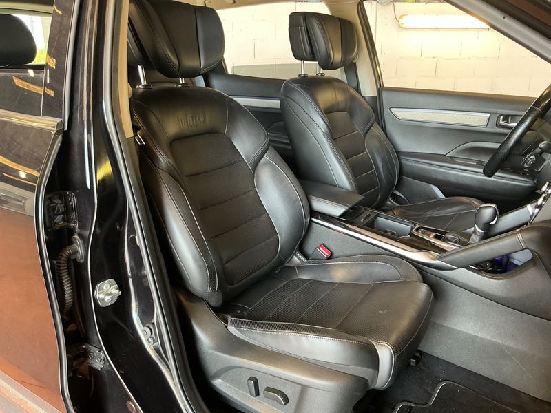 Renault Koleos 2.0 dCi Energy Initiale Paris 4x4 — zdjęcie 11