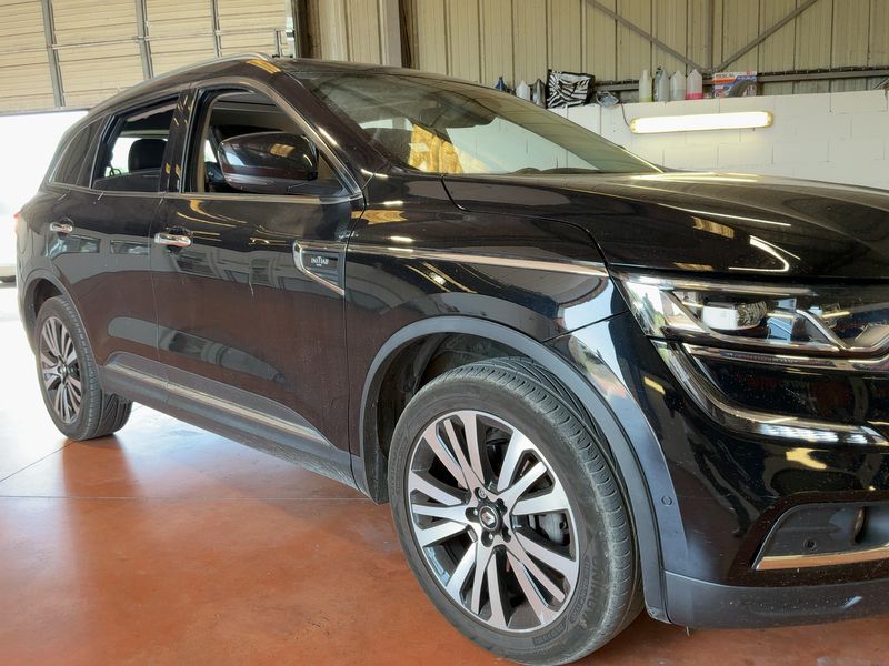 Renault Koleos 2.0 dCi Energy Initiale Paris 4x4 — zdjęcie 8