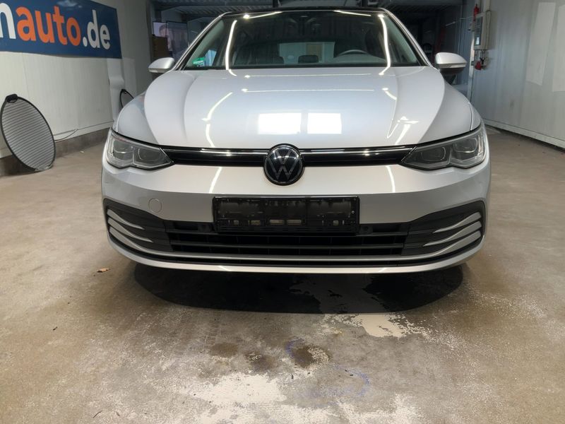 Volkswagen Golf VIII 2.0 TDI Life 2022 – снимка 14