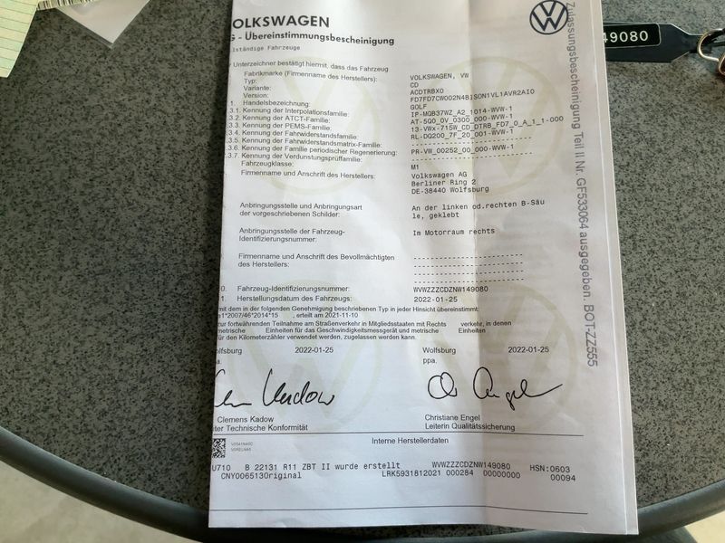 Volkswagen Golf VIII 2.0 TDI Life 2022 – снимка 21