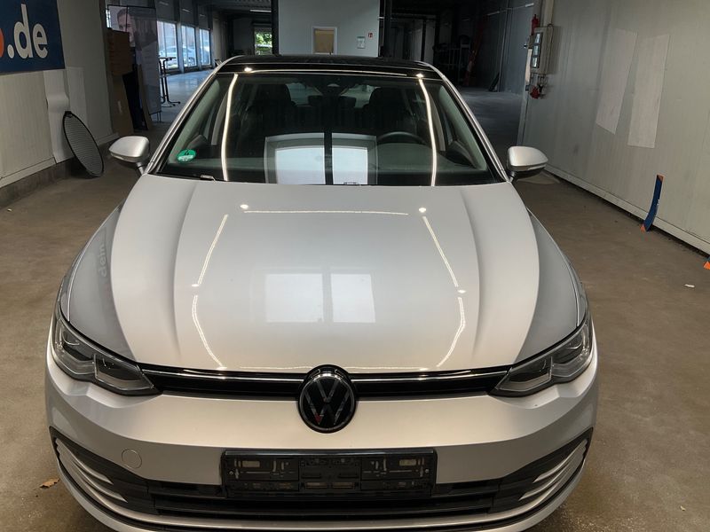 Volkswagen Golf VIII 2.0 TDI Life 2022 – снимка 23