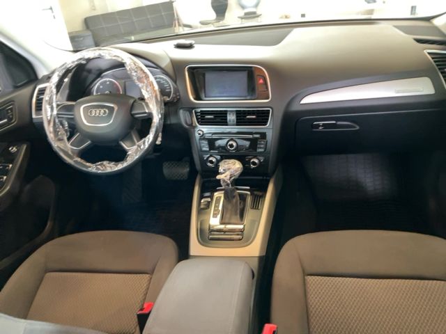 Audi Q5 2.0 TDI quattro — zdjęcie 12