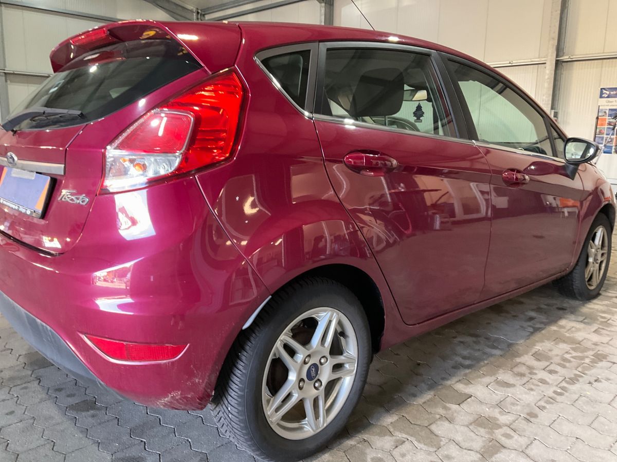 Ford Fiesta 1.0 EcoBoost Champions Edition