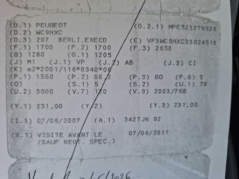 Peugeot 207 1.6 HDi Exécutive — zdjęcie 14