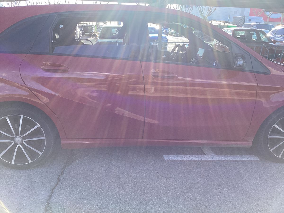 Mercedes-Benz A-Klasse 2015 — photo 11