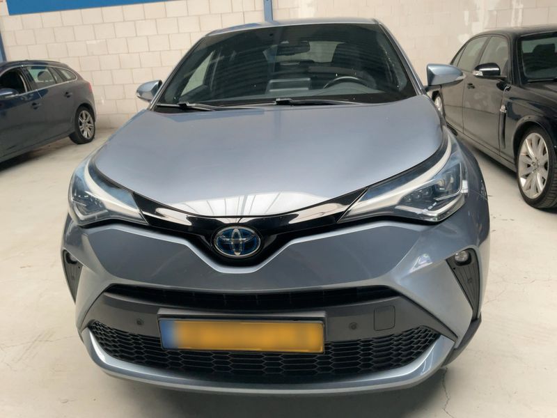 Toyota C-HR 2.0 Hybrid Lounge — zdjęcie 9