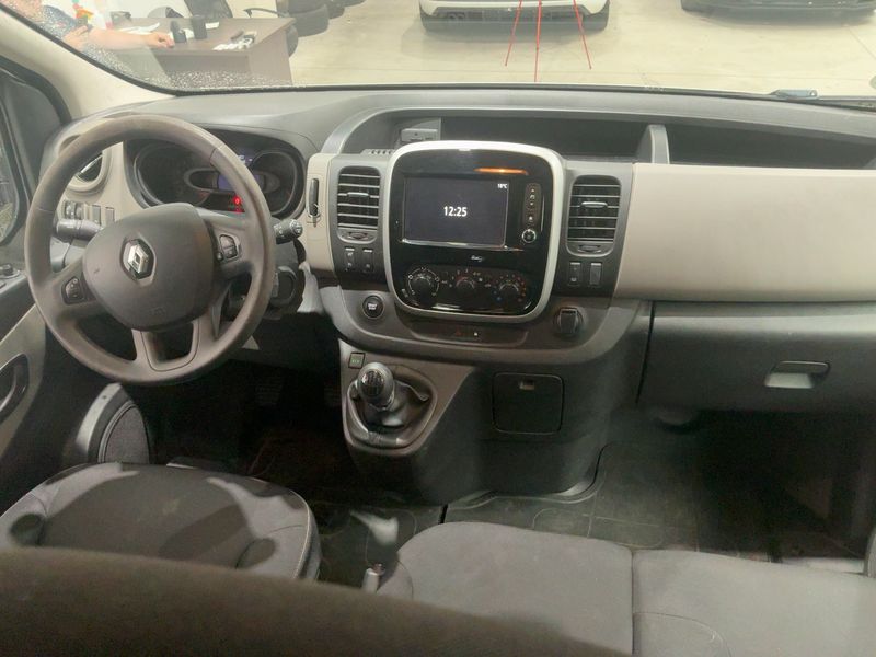 Renault Trafic 1.6 dCi L1H1 2,7t Expression — zdjęcie 12