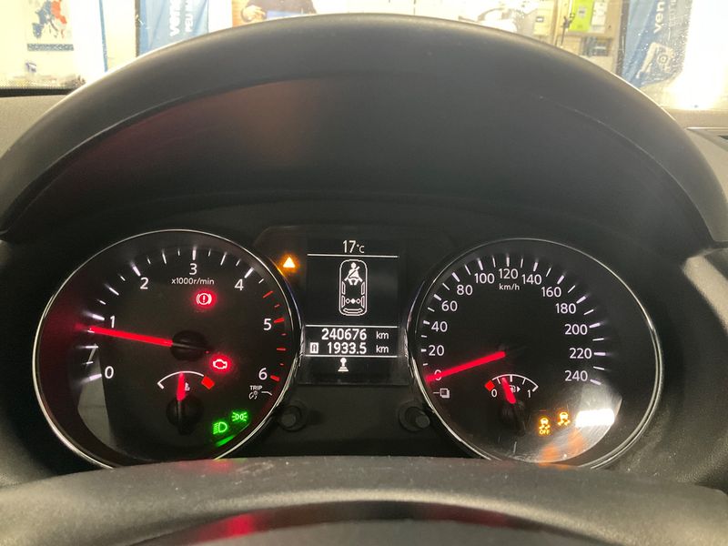 Nissan Qashqai 1.5 Turbodiesel Connect Edition — zdjęcie 4