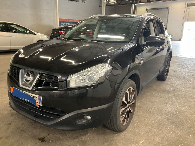 Nissan Qashqai 1.5 Turbodiesel Connect Edition — zdjęcie 1