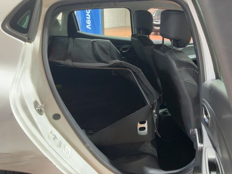 Renault Clio 1.5 dCi Air MediaNav — zdjęcie 14
