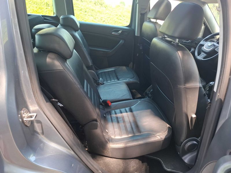 Skoda Yeti 2.0 TDI Elegance 4x4 2011 – снимка 14